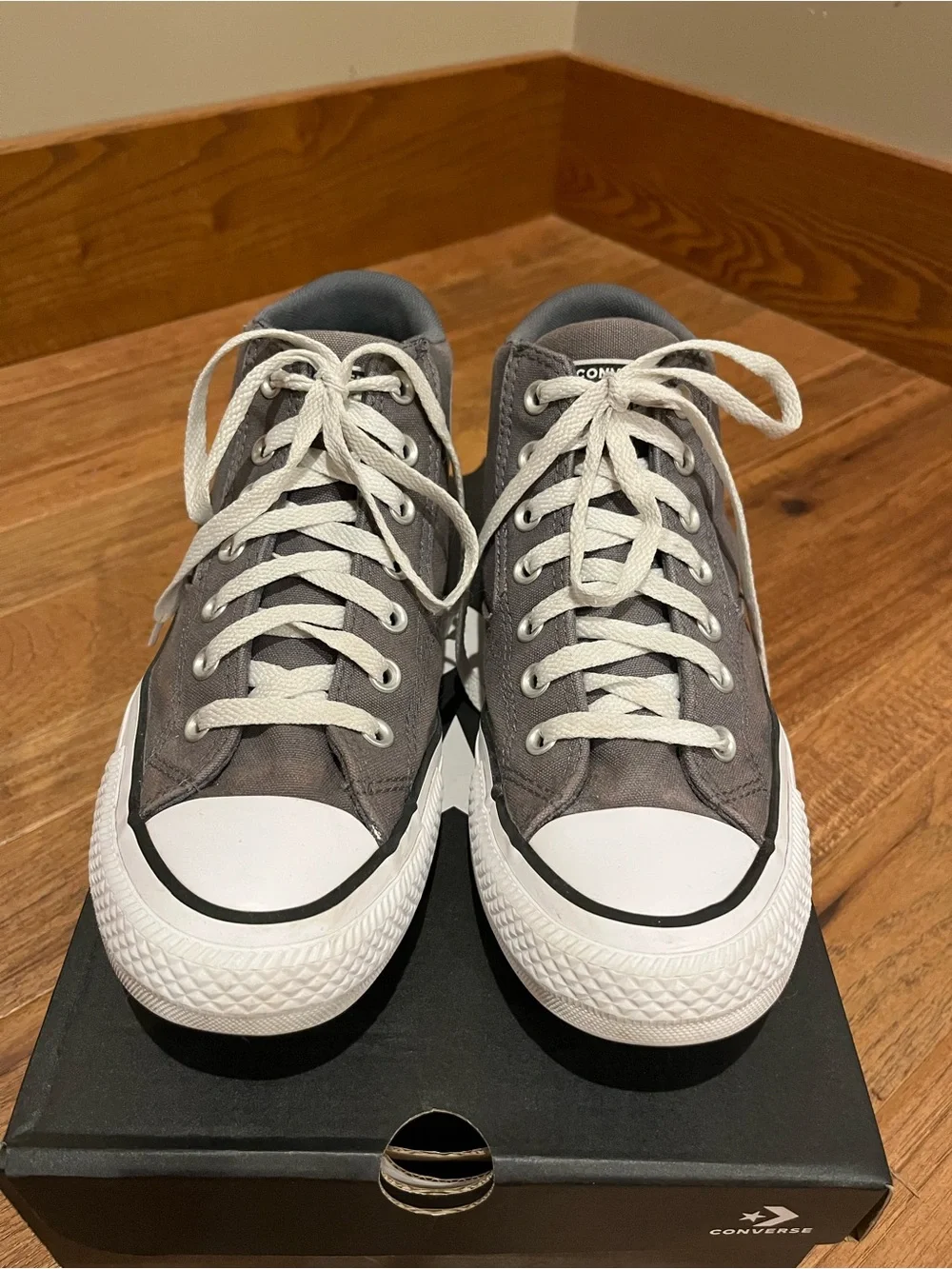Converse classic mid